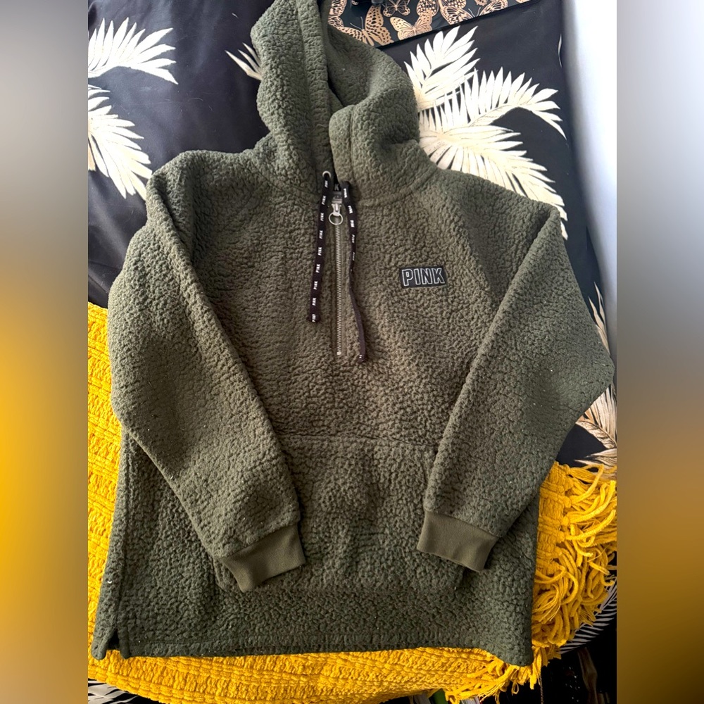 VS PINK Sherpa hoodie